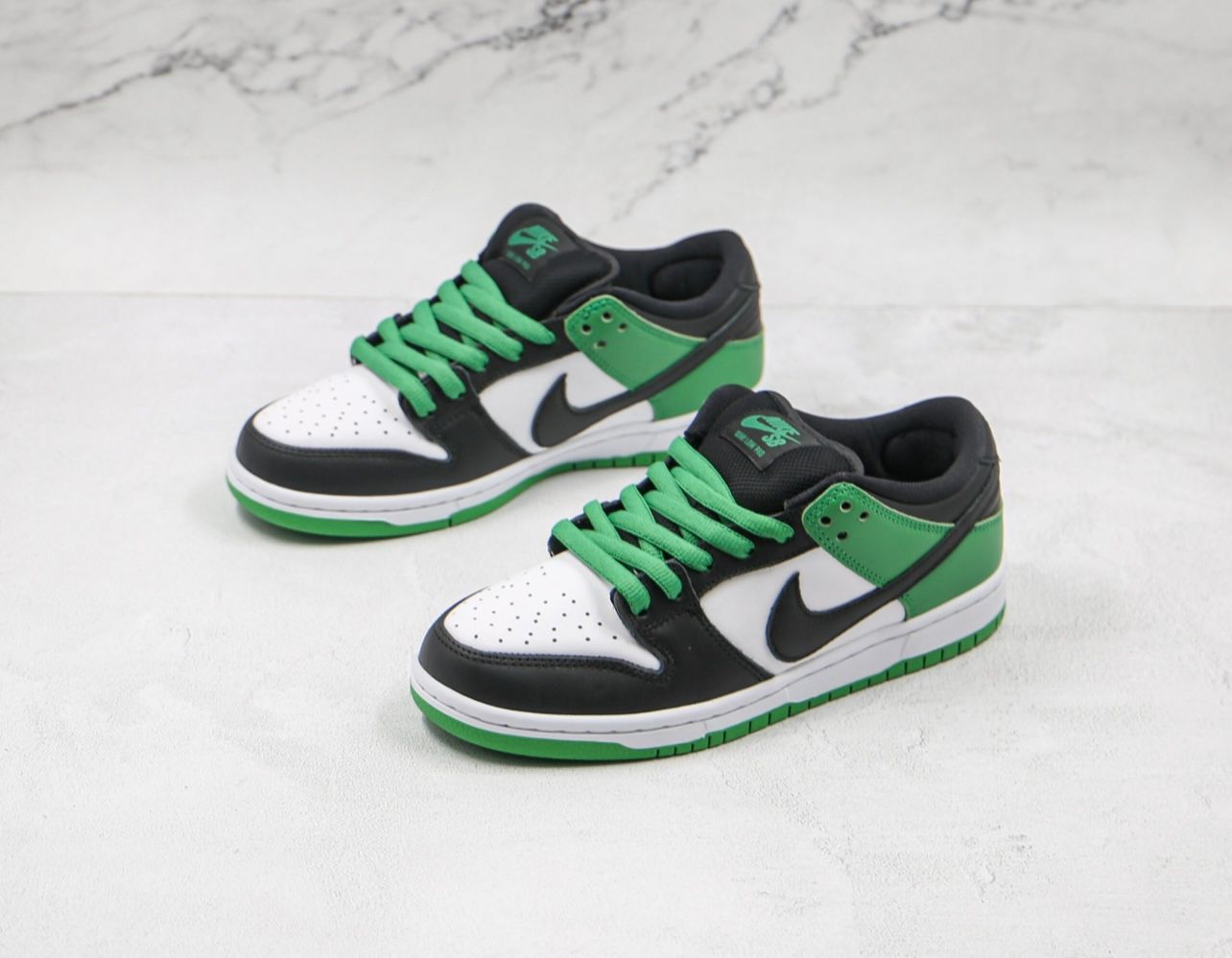 NIKE SB Dunk Low -Green & Black