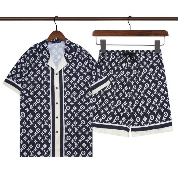 LV Suit