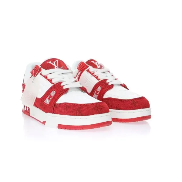 LV TRAINER SNEAKER
