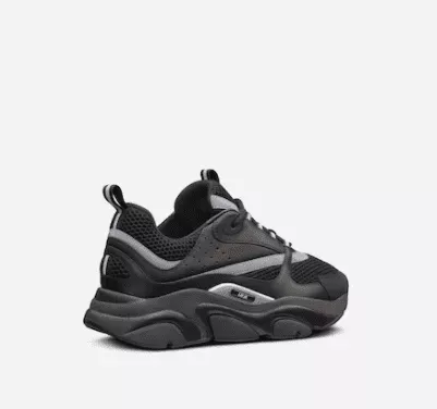 B22 Black