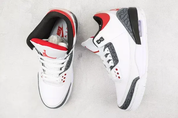  Jordan 3 Retro SE Fire Red Denim