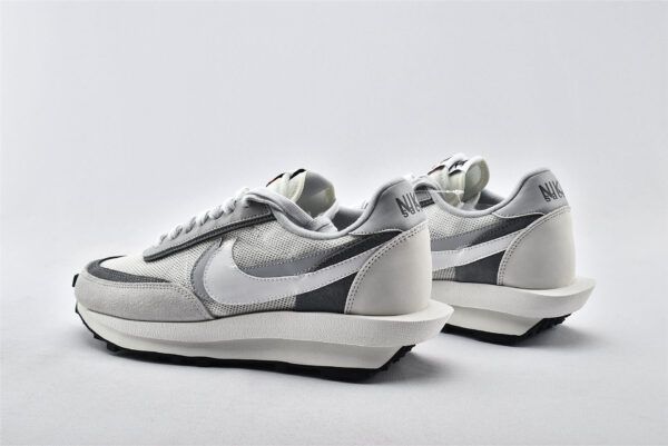 Nike LD Waffle sacai Summit White