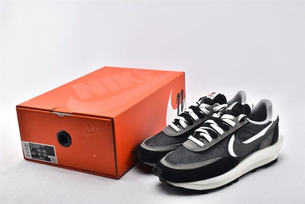 Nike LD Waffle sacai Black