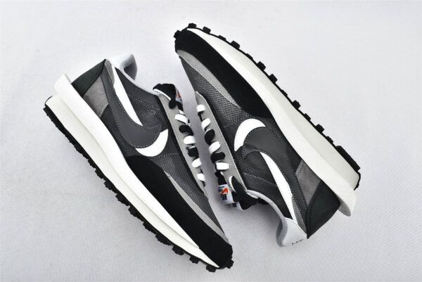 Nike LD Waffle sacai Black