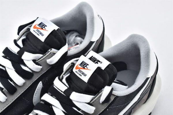 Nike LD Waffle sacai Black