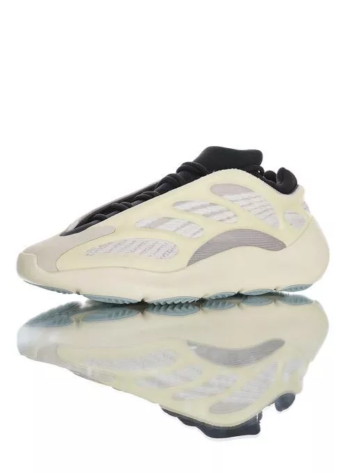 Yeezy Runner 700 V3″Azael”