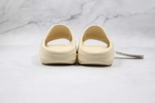 Yeezy Slide Bone