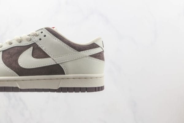 Nike SB Dunk Low Coffee Cream White Red