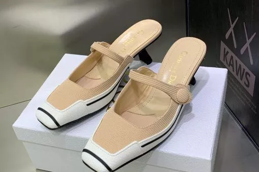Sandal