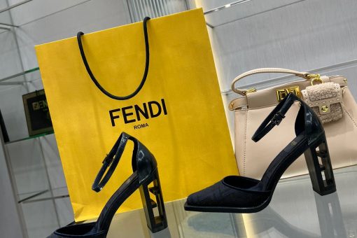 Sandal