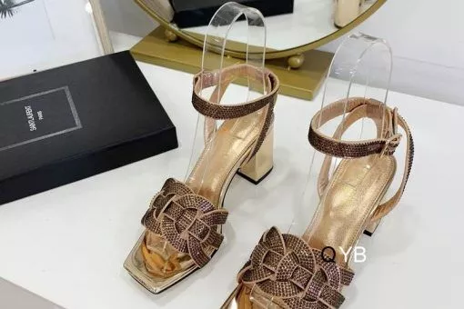 Sandal