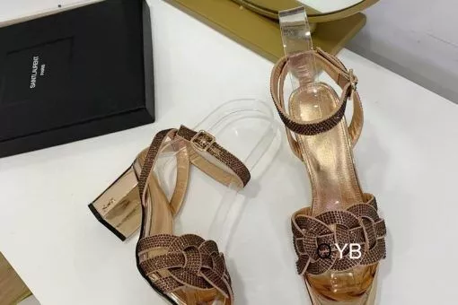 Sandal