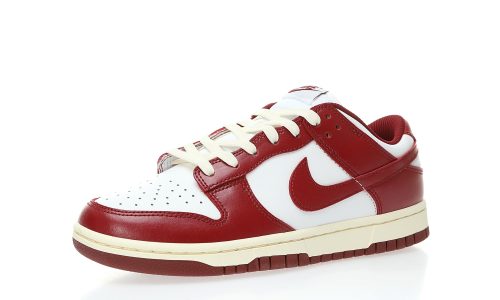Nike SB Dunk Low ”Team Red”