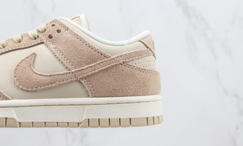 Nike Dunk Low SE Sand Drift