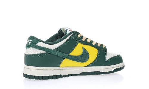 Nike SB Dunk Low GS”Noble Green”