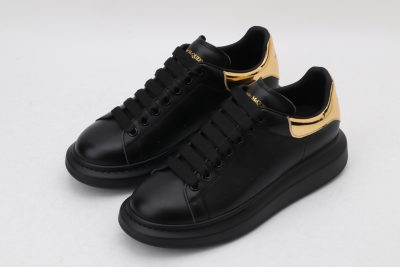 Alexander mcqueen Black gold tail