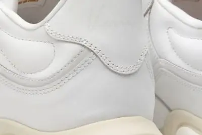 SQUALO TRAINERS WHITE
