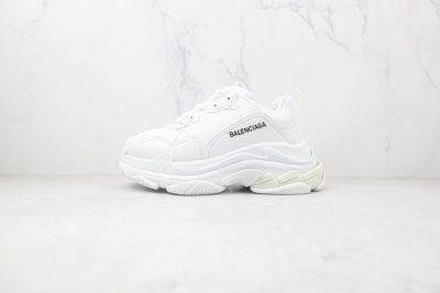  Balenciaga Triple S Pure white