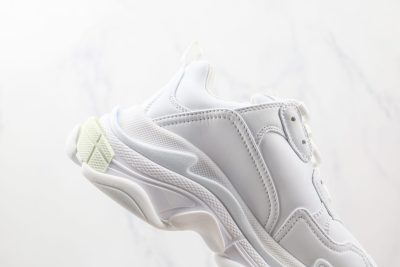  Balenciaga Triple S Pure white