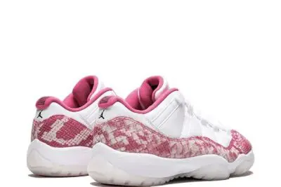  Jordan 11 Retro Low pink snakeskin