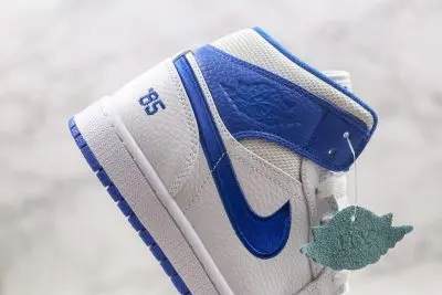 JORDAN 1 Mid White Red Blue