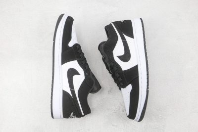 Nike Air Jordan 1 “White Black”