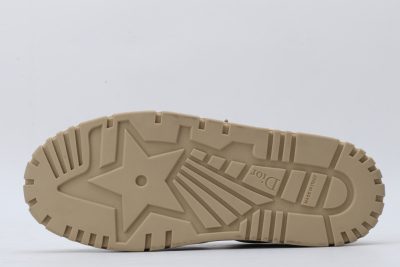Dior brown