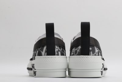 Dior Black and white