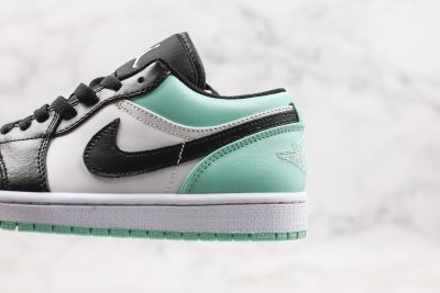 JORDAN 1 Low Emerald Toe