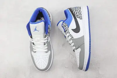  Nike Air Jordan 1 Low Grey Blue burst crack