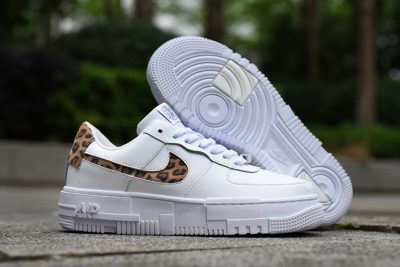 NIKE Air Force 1 Pixel White Leopard Pattern