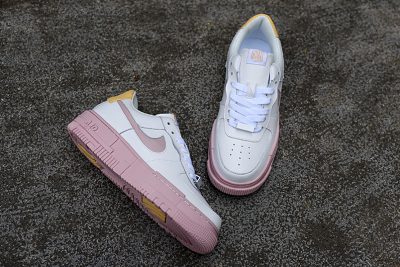 NIKE Air Force 1 Pixel Arctic Orange