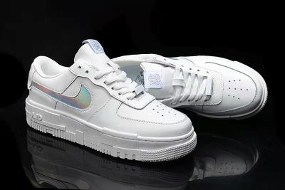 NIKE Air Force 1 Pixel Radium White