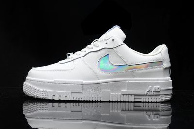 NIKE Air Force 1 Pixel Radium White