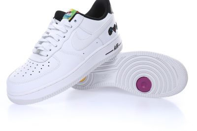 Nike Air Force 1′ 07 Low GS”Peace Love Swoosh”