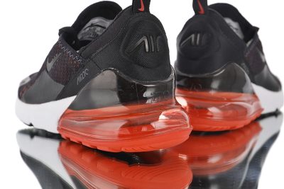 NIKE AIR MAX 270 “Bred”