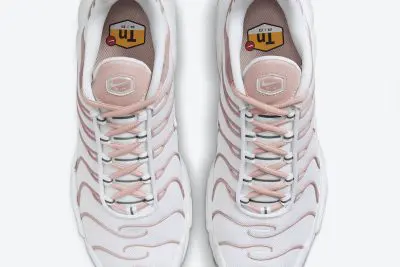 Nike TN Air Max Plus light pink