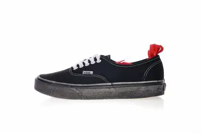 Vans Canvas Negras Over Washed