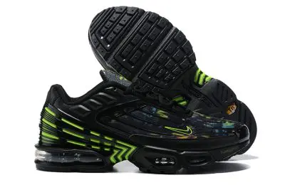 NIKE TN Black green camouflage