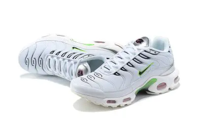 Nike Wmns Air Max Plus TN Green