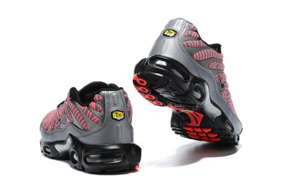 Nike Air Max Plus Euro Tour