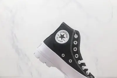 Converse Chuck Taylor All Star Lugged move High Black