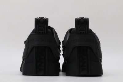 Black stitching