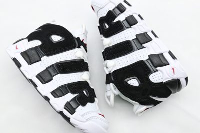 NIKE AIR UPTEMPO WHITE BLACK KID