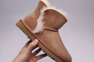 Mini Bailey Bow II Boot Brown