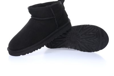 Ultra Mini Boot Black