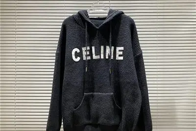 Hooded sweater