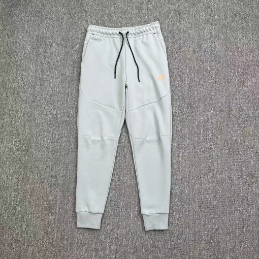 Nike Tech