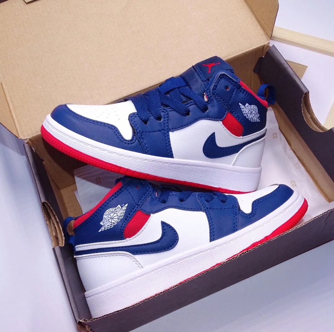 Nike Air Jordan 1 blue with lace