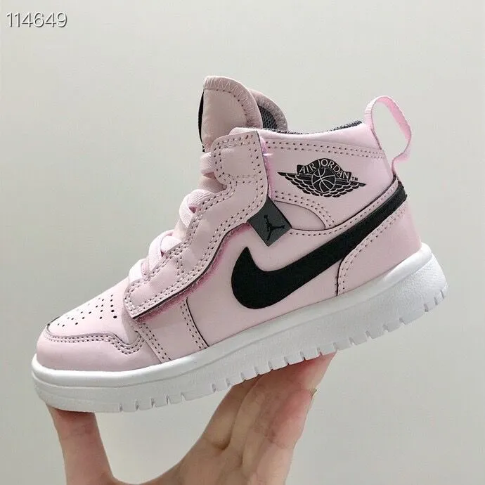 Nike Air Jordan 1 pink